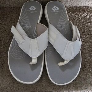 Clarks Women's Breeze White Sandal Sz. 8